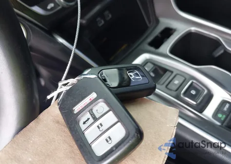 2022 Honda Accord Sport 2.0T z USA, uszkodzony, nr VIN 1HGCV2F32NA008132